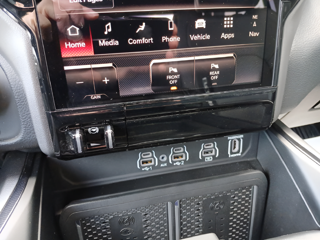 Used 2026 RAM 1500 Rebel w/ Rebel Level 2 Equipment Group AWD/4WD image 19