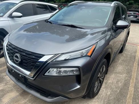 Used 2022 Nissan Rogue SV w/ SV Premium Package AWD/4WD image 1