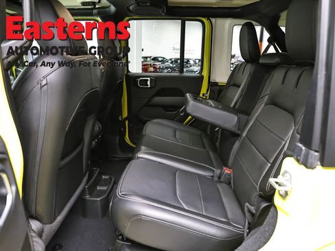 Used 2023 Jeep Wrangler Unlimited Sahara AWD/4WD image 22