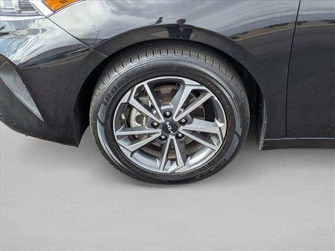 Used 2023 Kia Forte LXS image 20