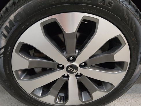Used 2021 Kia Telluride S AWD/4WD image 31