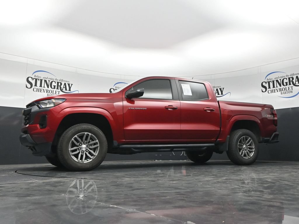 Used 2024 Chevrolet Colorado LT w/ LT Convenience Package II AWD/4WD image 31