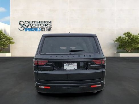 Used 2025 Jeep Wagoneer Series II w/ Convenience Group I AWD/4WD image 4