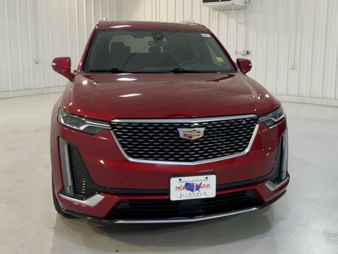 Used 2024 Cadillac XT6 Premium Luxury w/ Technology Package image 4