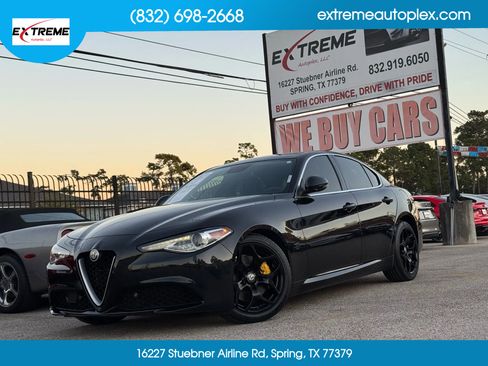 Used 2018 Alfa Romeo Giulia Ti image 1
