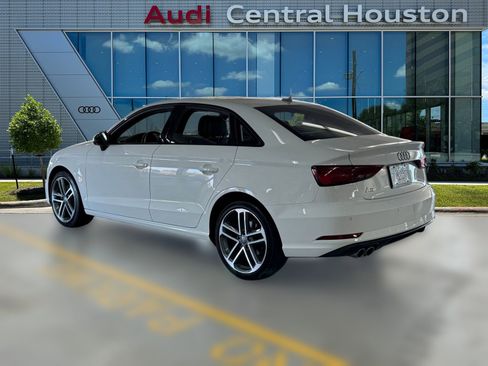 Used 2020 Audi A3 2.0T Premium image 3