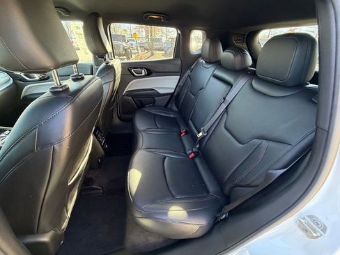 Certified 2024 Jeep Compass Limited image 18