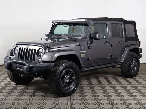 Used 2018 Jeep Wrangler Unlimited Sport AWD/4WD image 5