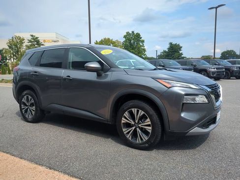 Used 2023 Nissan Rogue SV AWD/4WD image 2