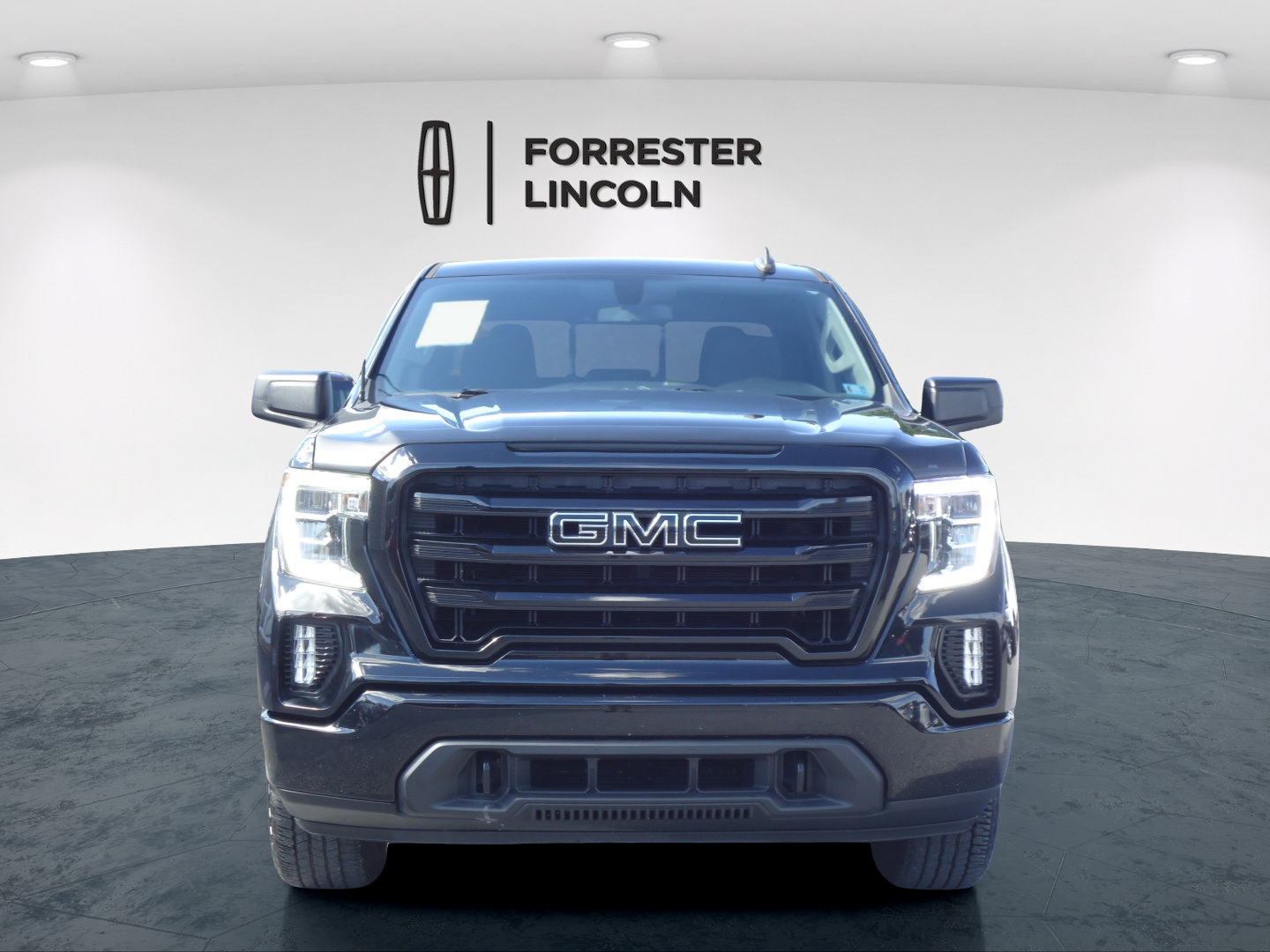 Used 2021 GMC Sierra 1500 Elevation w/ Preferred Package AWD/4WD image 8