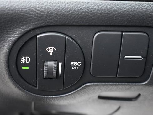 Used 2007 Hyundai Veracruz GLS image 25