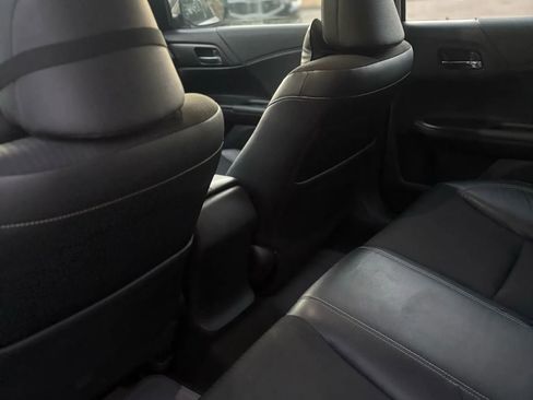 Used 2017 Honda Accord Sport image 53