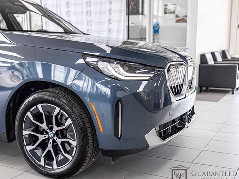 Used 2025 BMW X3 xDrive30 w/ Convenience Package AWD/4WD image 4