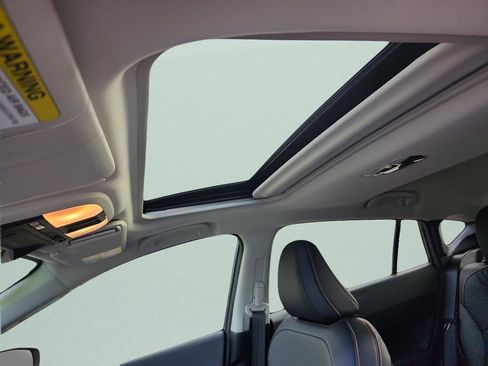 Used 2025 Subaru Crosstrek 2.5i Limited w/ Popular Package #4A image 33