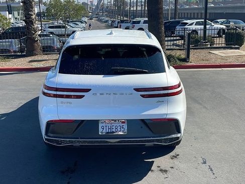 Used 2026 Genesis GV70 2.5T image 8