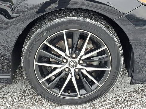 Certified 2021 Toyota Camry SE w/ Blackout Package (TMS) image 8