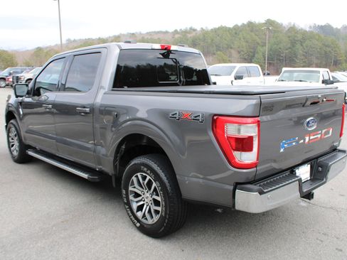 Used 2021 Ford F150 Lariat w/ Tow Technology Package image 5