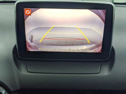 Used 2018 Toyota Yaris iA image 16