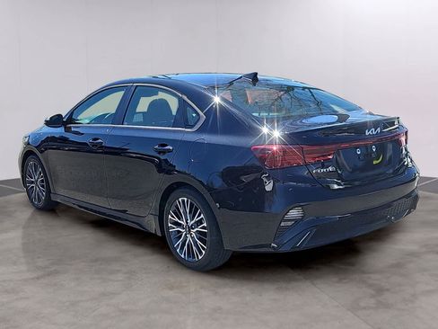 Used 2023 Kia Forte GT-Line w/ GT-Line Premium Package FWD image 6