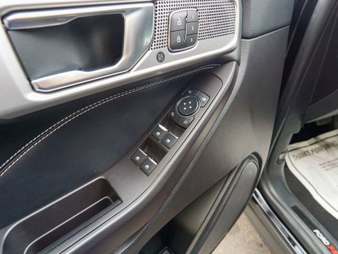 Used 2020 Ford Explorer ST image 22