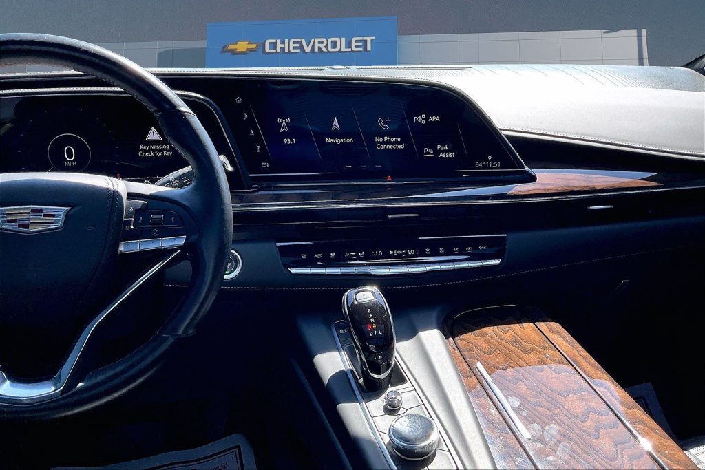 Used 2021 Cadillac Escalade Premium Luxury Platinum AWD/4WD image 10