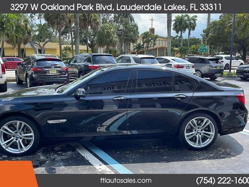 Used 2014 BMW 750i image 6