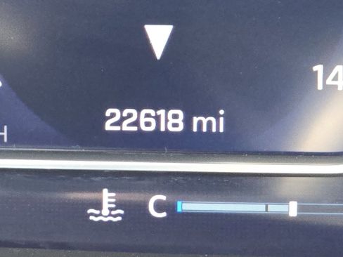 Used 2022 Chevrolet Silverado 1500 LT Trail Boss image 36