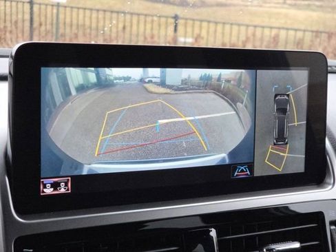 Used 2023 Lexus GX 460 Luxury image 16