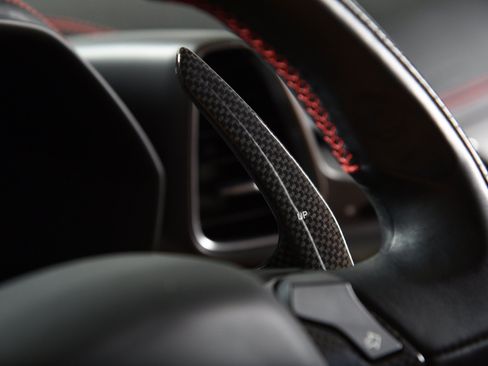 Used 2015 Ferrari 458 Italia Coupe RWD image 38