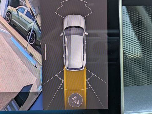 Certified 2025 Volkswagen Tiguan S image 28