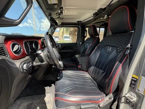 Used 2021 Jeep Gladiator Rubicon AWD/4WD image 9