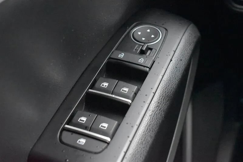 Used 2023 Kia Soul S FWD image 16