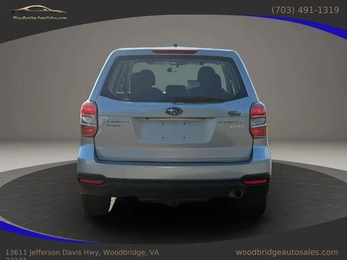 Used 2015 Subaru Forester 2.5i AWD/4WD image 5