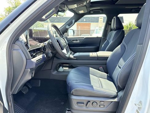 New 2027 INFINITI QX80 Sensory w/ Sport Exterior Package AWD/4WD image 16