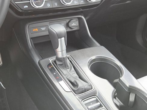 Certified 2025 Honda Civic Sport image 32