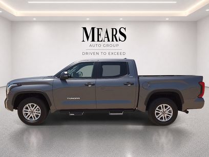 Used 2025 Toyota Tundra SR5 w/ SR5 Convenience Package