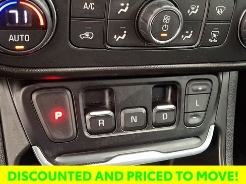 Used 2021 GMC Terrain SLT w/ Infotainment Package II image 17