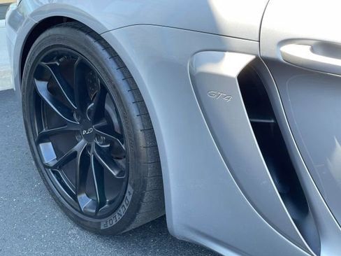 Used 2021 Porsche 718 Cayman GT4 RWD image 4