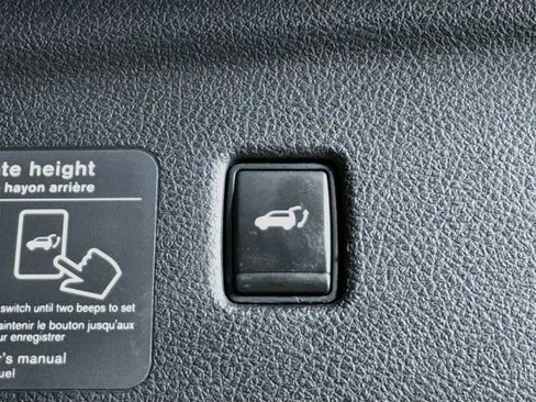 Certified 2021 INFINITI QX50 Essential w/ Convenience Package FWD image 35