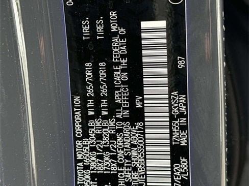 Used 2025 Toyota 4Runner TRD Off-Road image 40