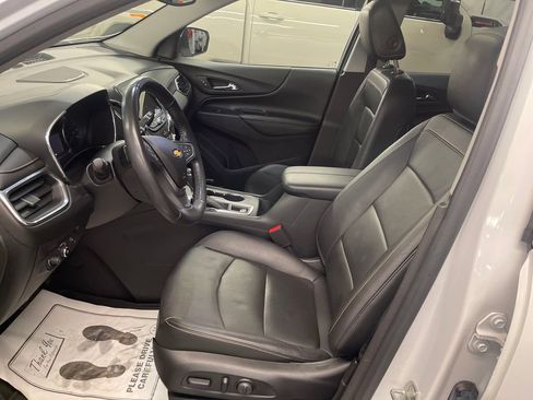 Used 2018 Chevrolet Equinox Premier FWD image 14