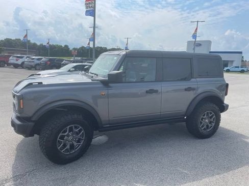Used 2025 Ford Bronco Badlands AWD/4WD image 7