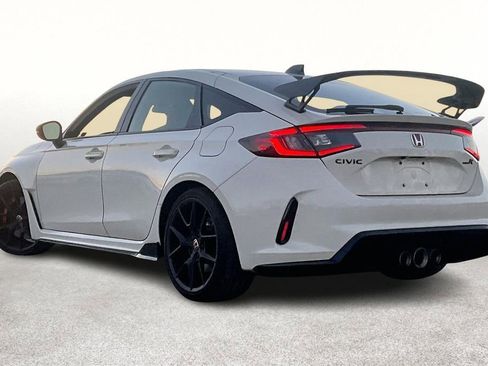 Used 2024 Honda Civic Type R image 16