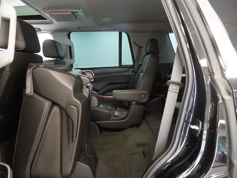 Used 2018 GMC Yukon Denali w/ Denali Ultimate Package AWD/4WD image 32