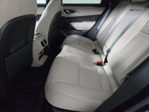 Used 2022 Land Rover Range Rover Velar S image 5