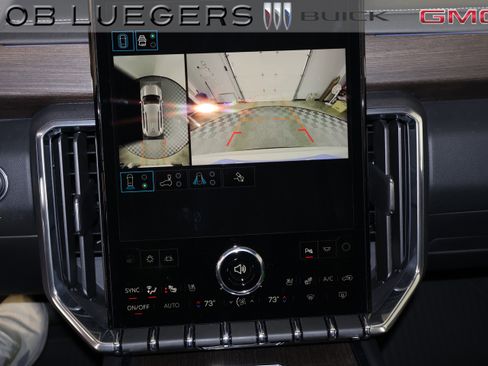 Certified 2025 GMC Acadia Denali w/ Super Cruise Package image 28