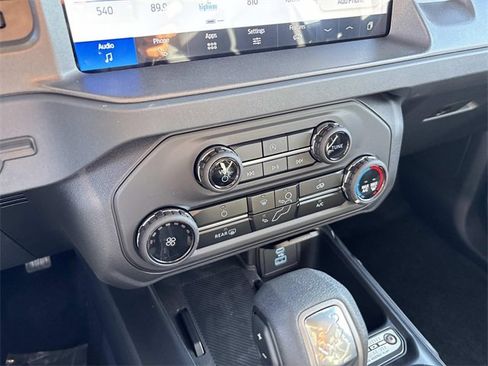 New 2025 Ford Bronco 4-Door image 28