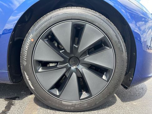 Used 2025 Tesla Model 3 Long Range AWD/4WD image 31