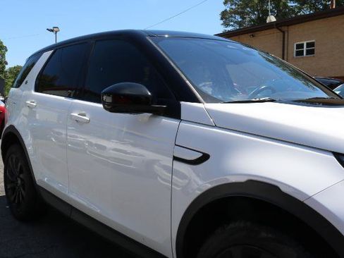 Used 2021 Land Rover Discovery Sport SE AWD/4WD image 7