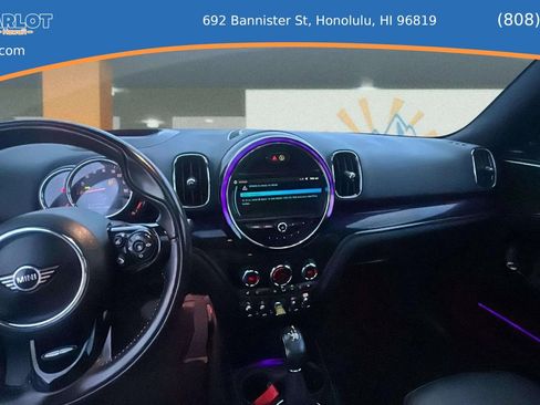 Used 2019 MINI Cooper Countryman SE w/ Driver Assistance Package image 13